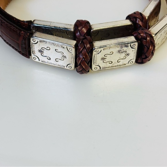 Brighton’s Women’s 90307 Silver Leather Croc Embossed Silver accent Belt medium - Picture 2 of 12
